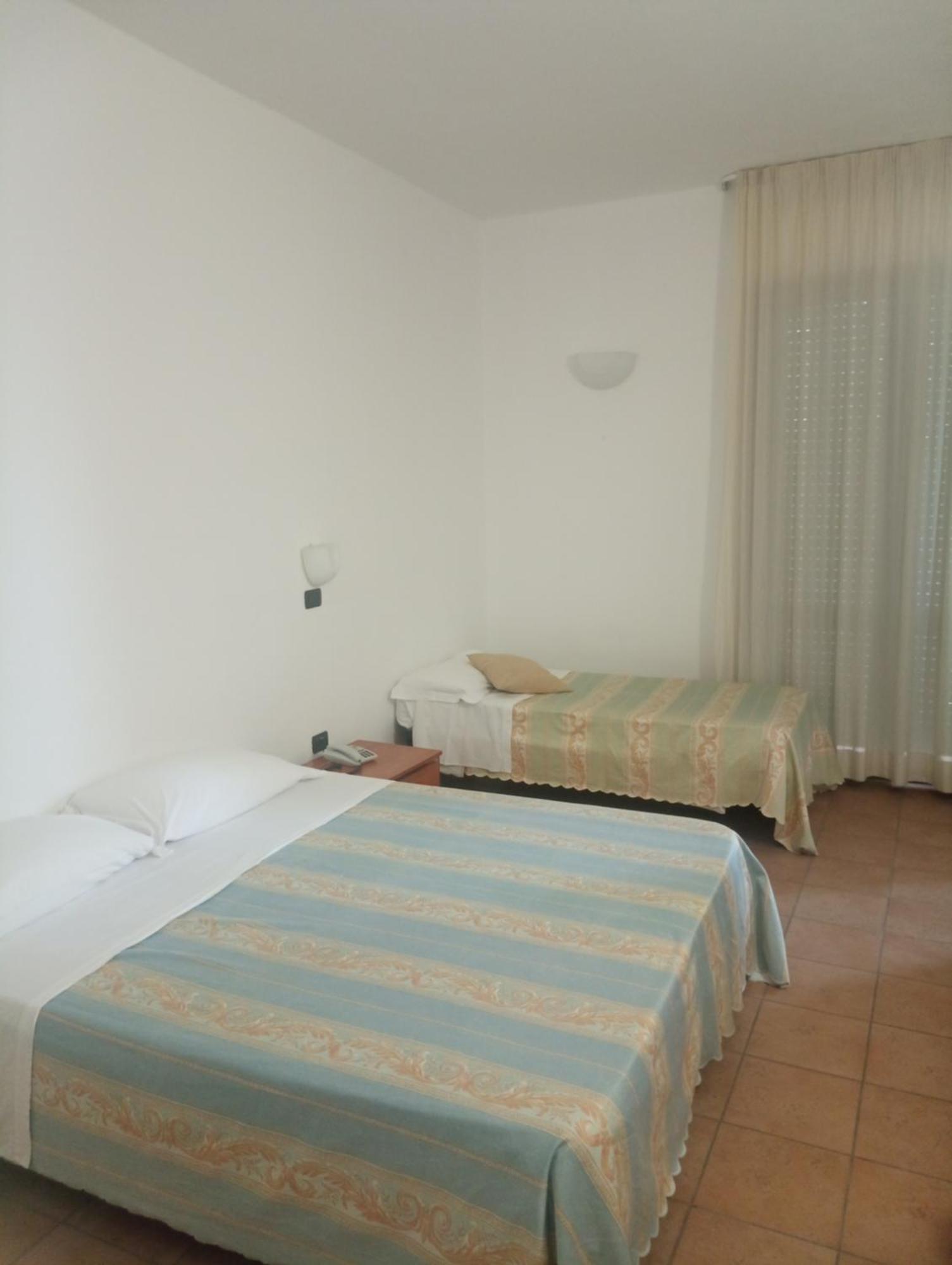 Hotel Beaurivage Senigallia Kültér fotó