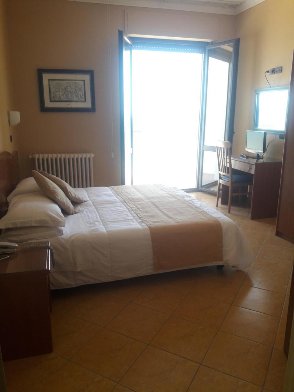 Hotel Beaurivage Senigallia Kültér fotó