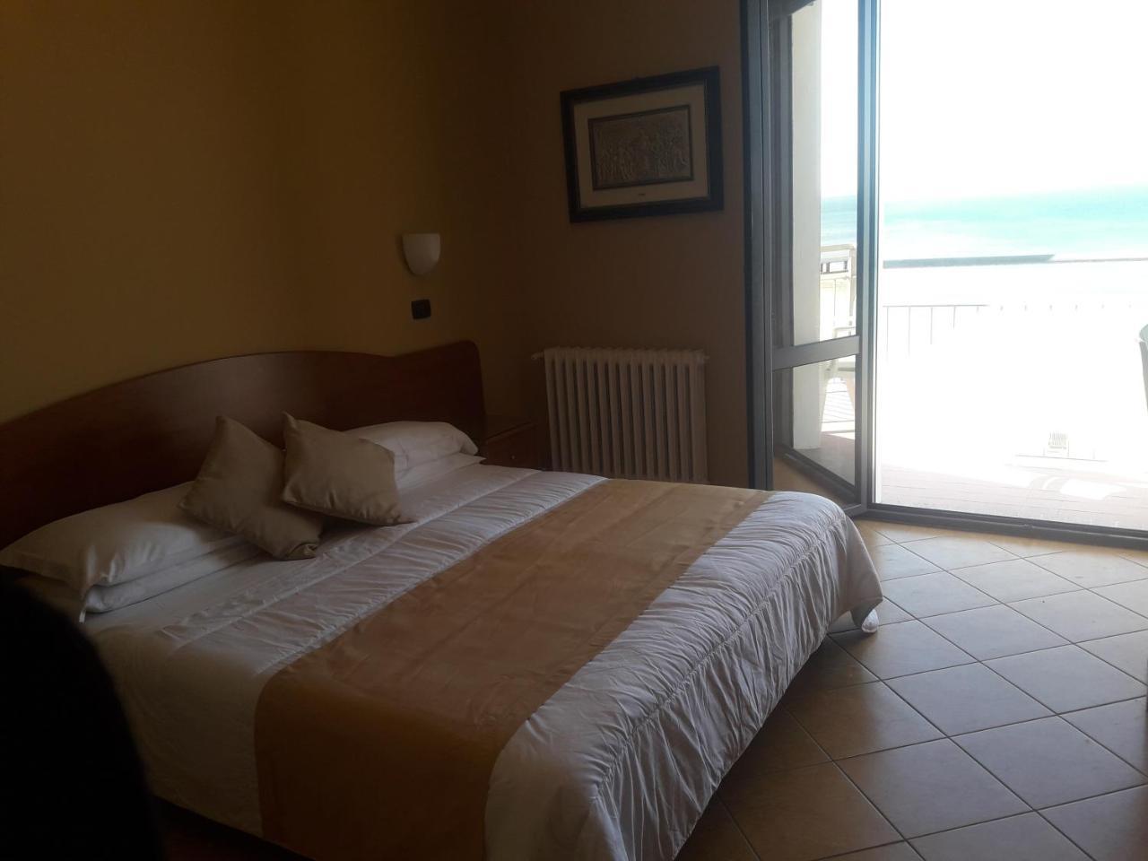 Hotel Beaurivage Senigallia Kültér fotó